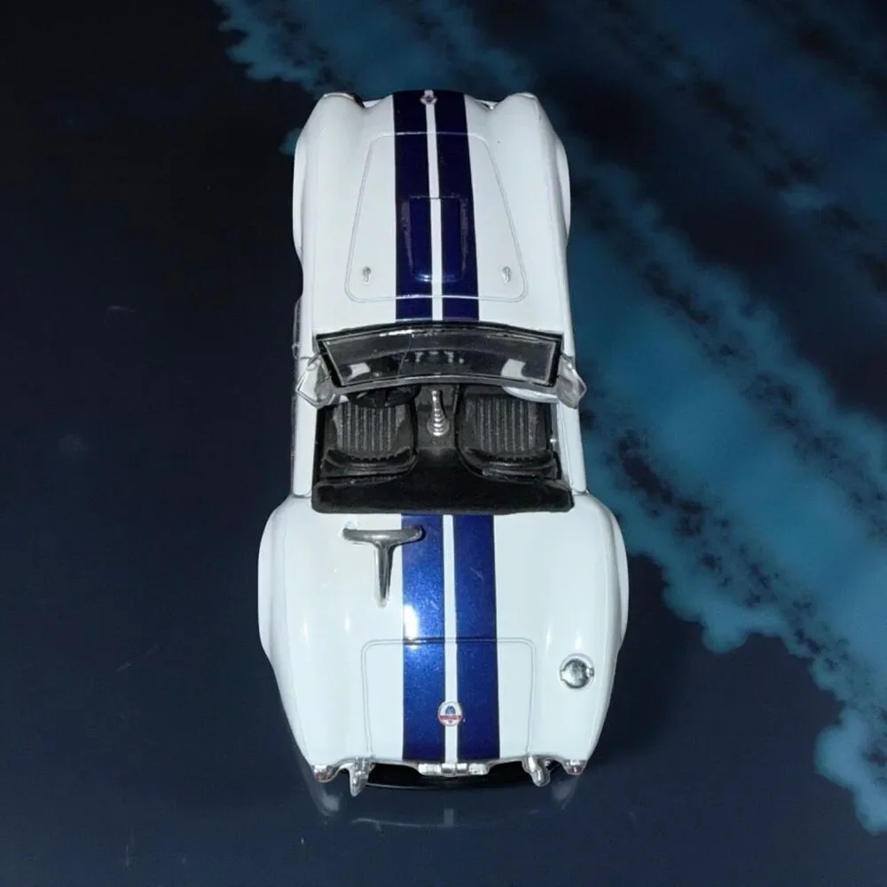 Kinsmart 1965 Shelby Cobra 427 Friction Die Cast Car 1:32 Scale